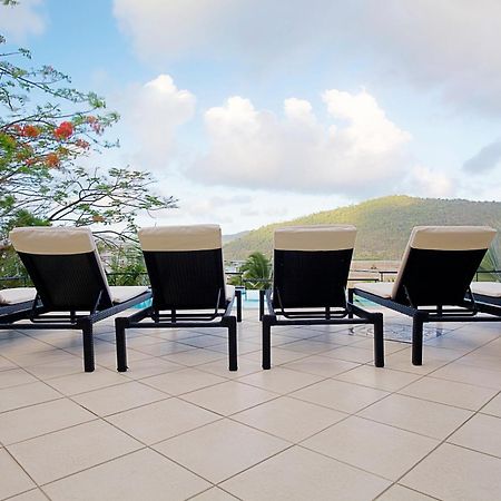 Апарт готель At Waterfront Whitsunday Retreat - Adults Only Ерлі-Біч Екстер'єр фото