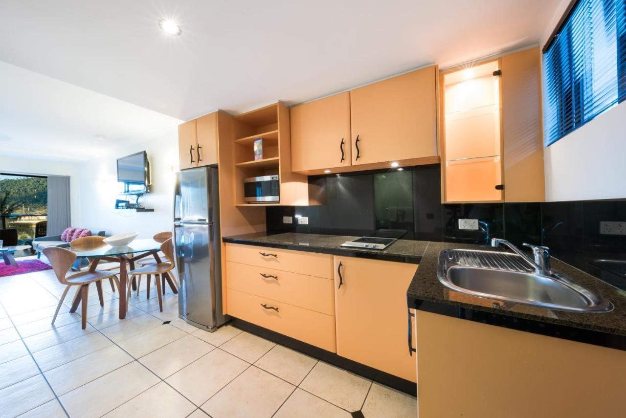 Апарт готель At Waterfront Whitsunday Retreat - Adults Only Ерлі-Біч Екстер'єр фото