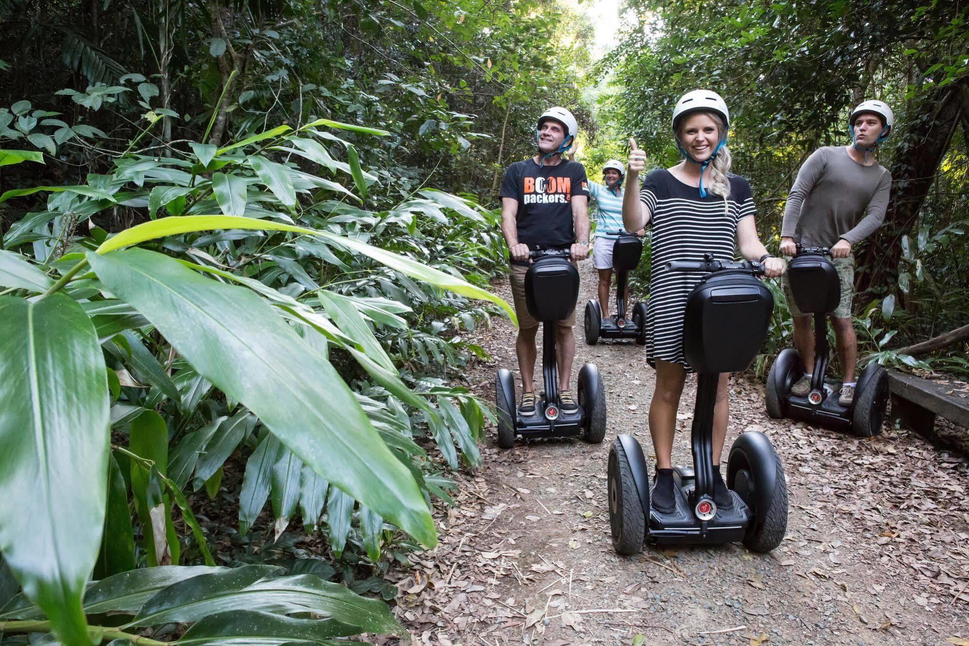 Апарт готель At Waterfront Whitsunday Retreat - Adults Only Ерлі-Біч Екстер'єр фото